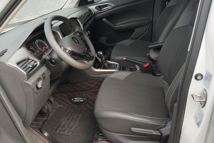 大众 途铠 2021款 1.5L 自动舒适版中控内饰19