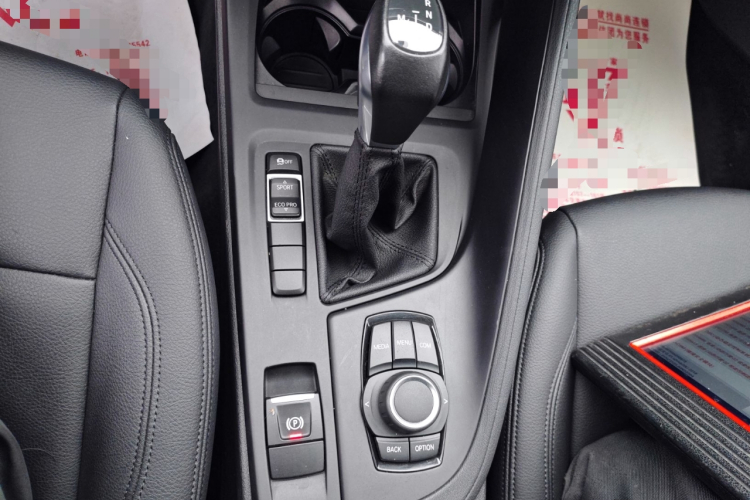 宝马X1 2018款 sDrive20Li 领先型中控内饰18