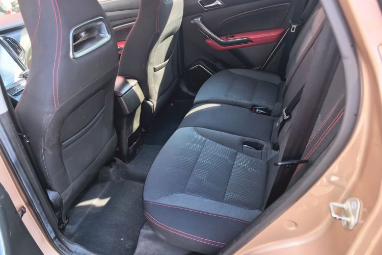 猎豹汽车 猎豹CS9 2017款 1.5L CVT风尚型中控内饰7004