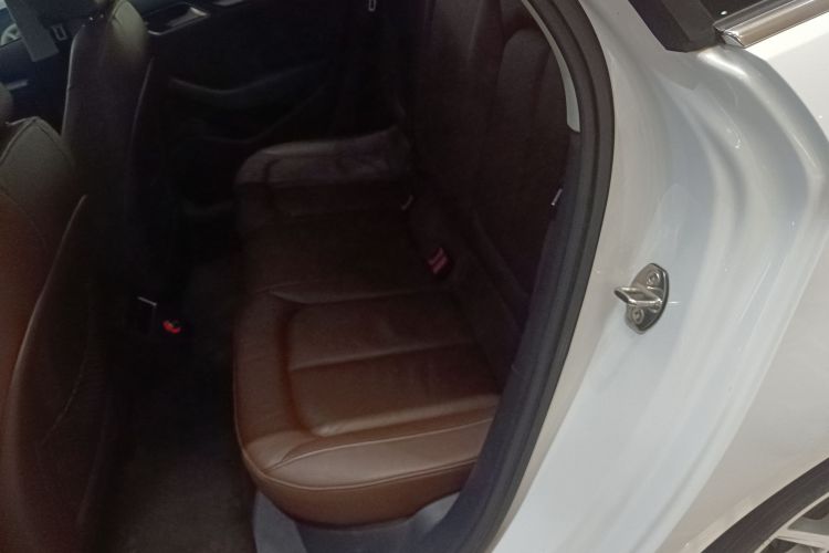 奥迪A3 2016款 Sportback 35 TFSI 风尚型中控内饰21