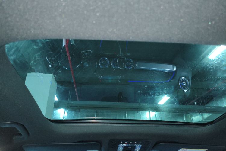 奔驰GLB 2021款 GLB 200 时尚型中控内饰22