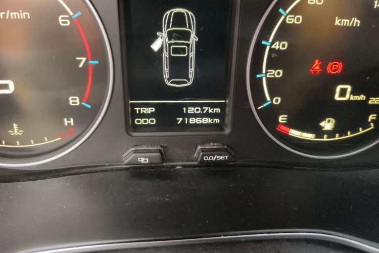 吉利汽车 远景X6 2016款 1.3T CVT旗舰型中控内饰15