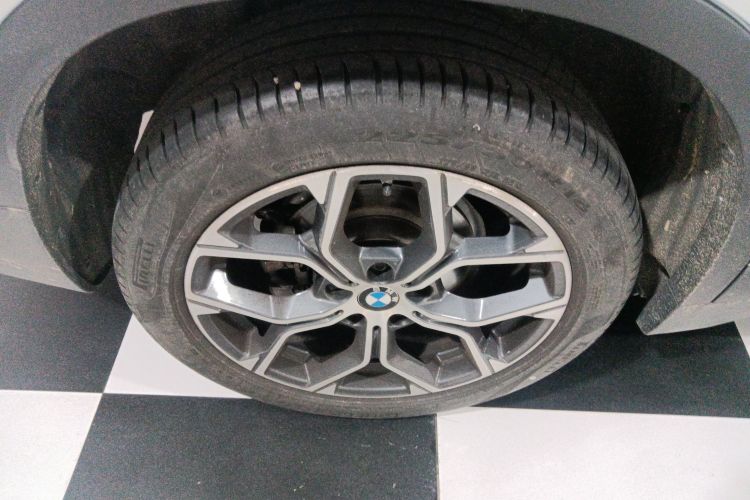 宝马X1 2022款 sDrive25Li 领先型车身外观56