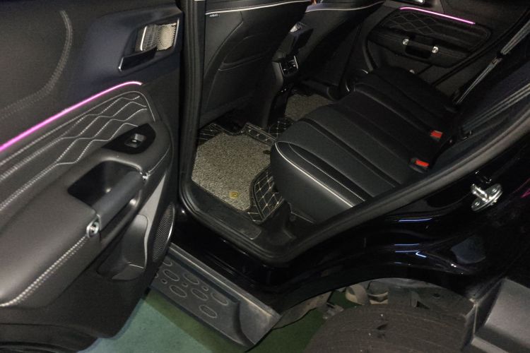 坦克300 2024款 2.0T 征服者中控内饰21