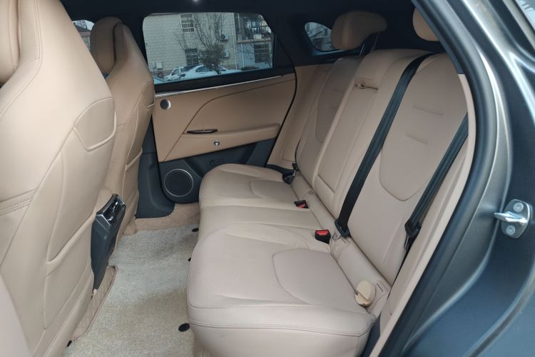 ARCFOX极狐 极狐 阿尔法T5(ARCFOX αT5) 2025款 520 PRO中控内饰21