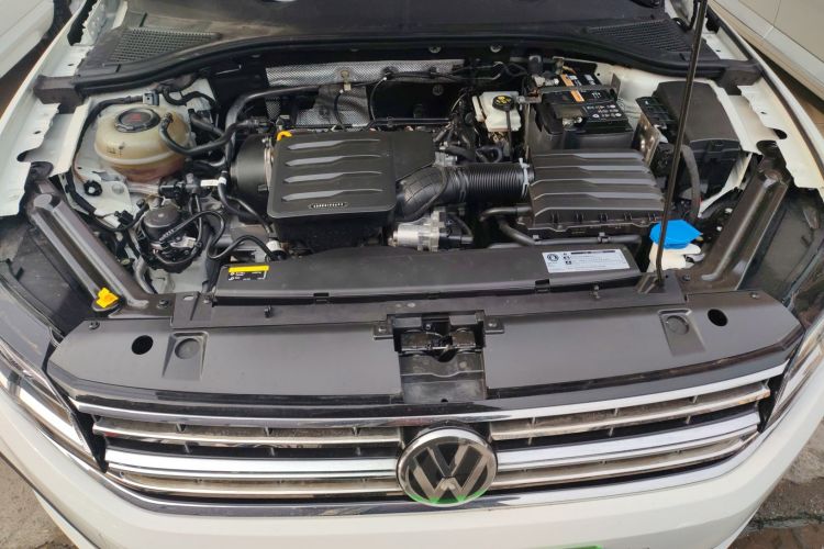 大众 宝来 2020款 1.5L 自动豪华型机舱底盘24