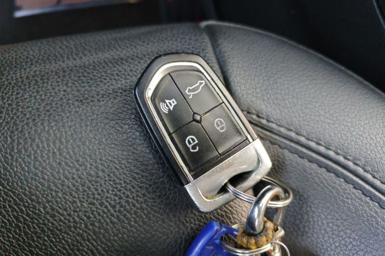 宝沃BX7 2016款 28T 两驱豪华版 5座中控内饰11