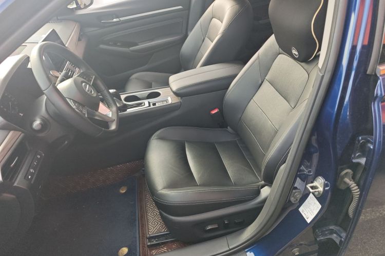 日产 天籁 2021款 2.0L XL 舒适版中控内饰19