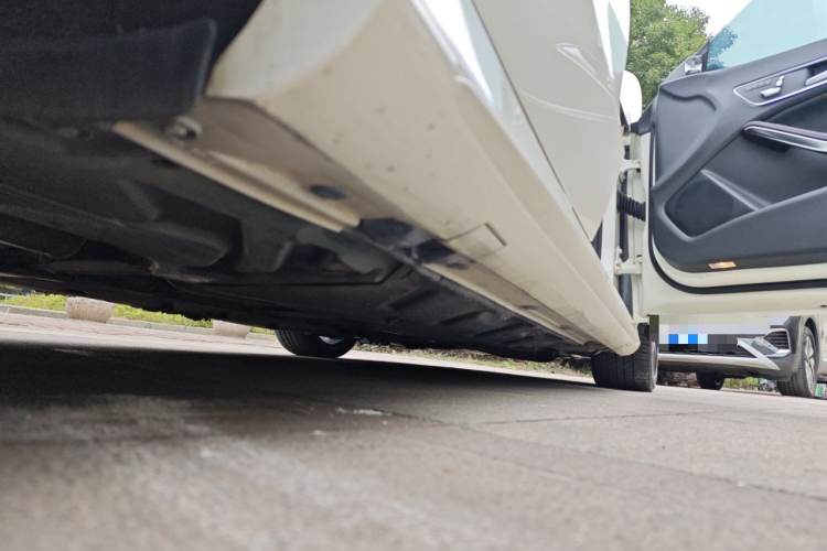 奔驰CLA 2016款 改款 CLA 220 4MATIC局部细节9001