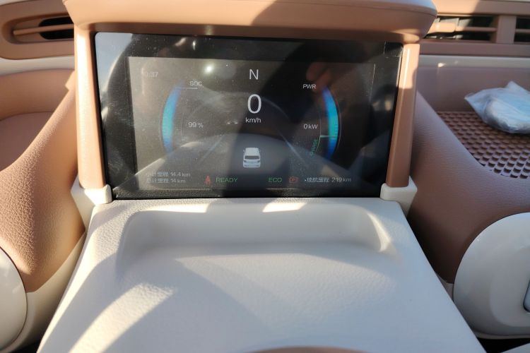 奔腾小马 2026款 222km 萌趣马 Plus中控内饰14