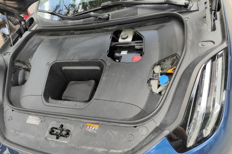 极氪001 2023款 WE版 100kWh局部细节9007