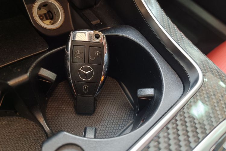 奔驰C级AMG 2015款 AMG C 63 S中控内饰11