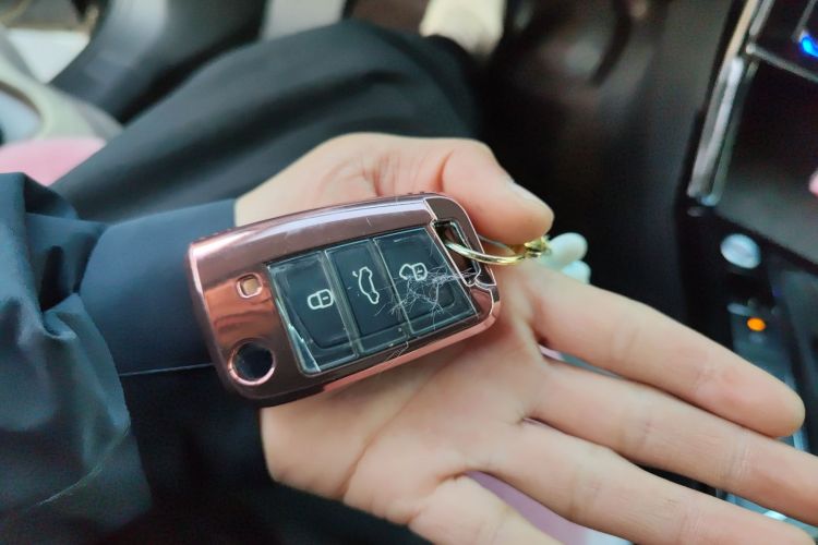 大众 帕萨特 2024款 380TSI 龙腾版中控内饰11