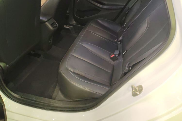 别克 威朗 2023款 Pro 乐享版中控内饰21