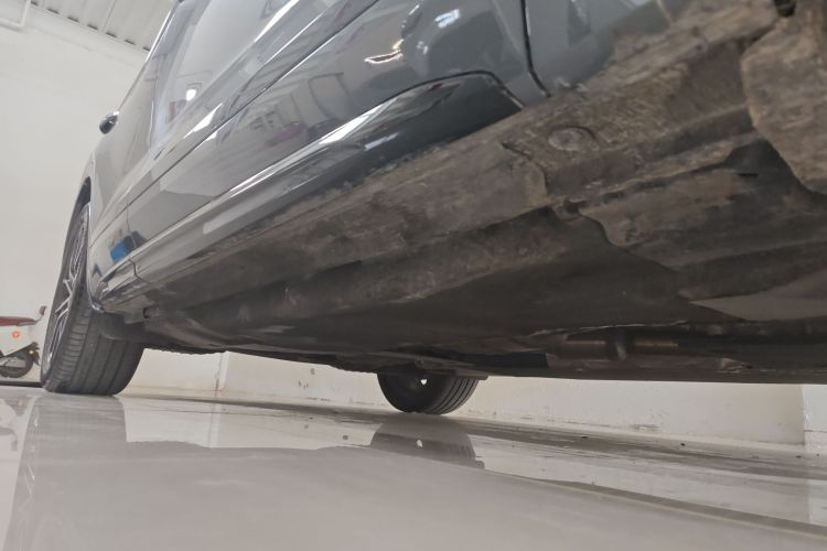 奥迪SQ5 Sportback 2023款 3.0 TFSI quattro机舱底盘29