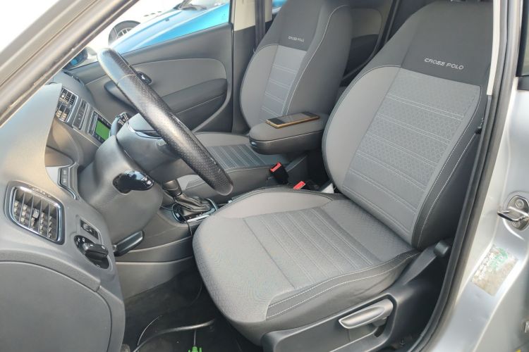 大众 2014款 1.6L Cross Polo 自动中控内饰19