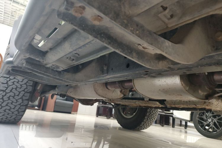 坦克300 2023款 2.0T 铁骑02局部细节9001