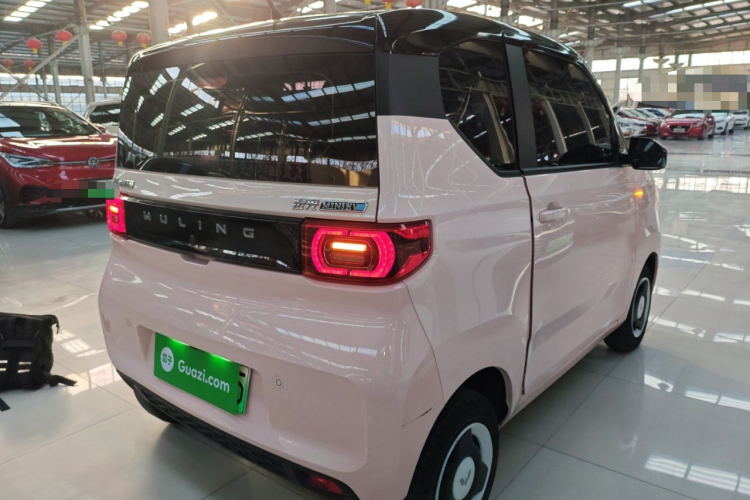 五菱汽车 宏光MINIEV 2021款 马卡龙臻享款 磷酸铁锂车身外观7