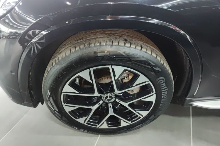 奔驰GLC 2023款 GLC 260 L 4MATIC 豪华型 5座车身外观6007