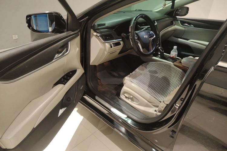 凯迪拉克XTS 2018款 28T 技术型中控内饰7003