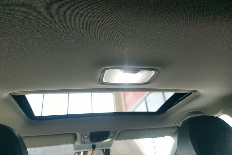 起亚K5 2021款 270T CVVD 时尚版局部细节22