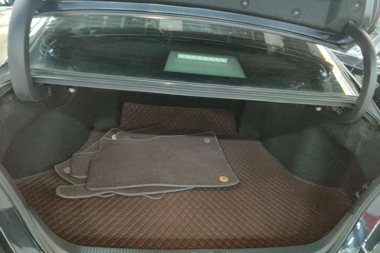 丰田 凯美瑞 2018款 2.5G 豪华版局部细节23