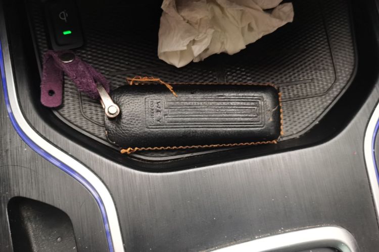 魏牌 VV7 2020款 2.0T 旗舰型中控内饰11