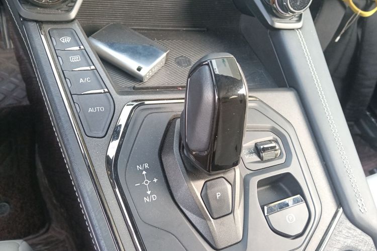 领克01 EM-P 2023款 1.5TD EM-P 晨曦版局部细节18