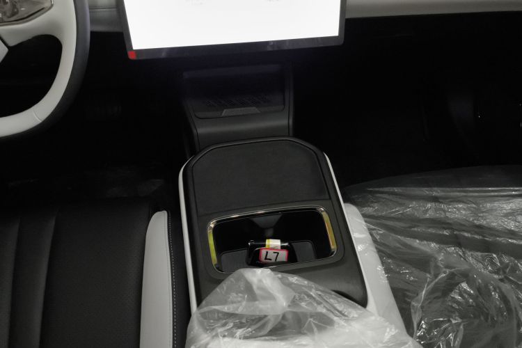 东风风神 风神L7新能源 2024款 205 Plus中控内饰18