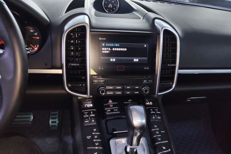 保时捷 2016款 Cayenne 3.0T中控内饰16