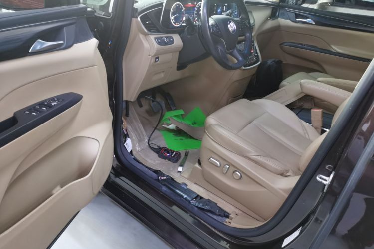 别克GL8 2020款 ES陆尊 653T 豪华型中控内饰7003