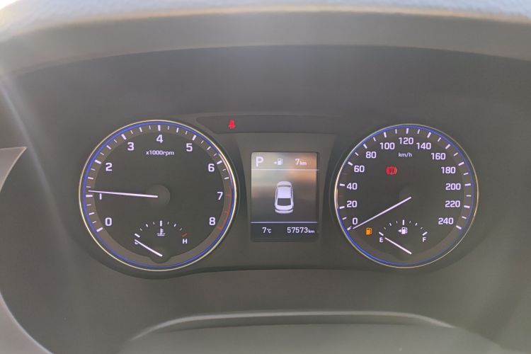 现代 名图 2017款 1.8L 自动智能型GLS 国V中控内饰14
