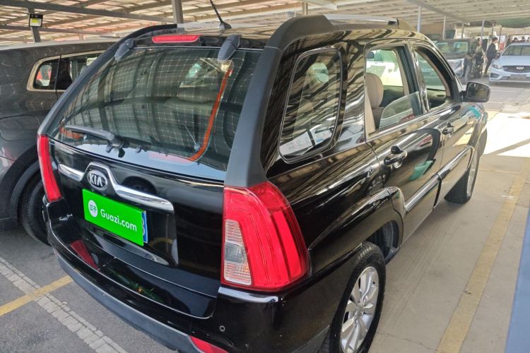 起亚 狮跑 2013款 2.0L 自动两驱版GL车身外观7