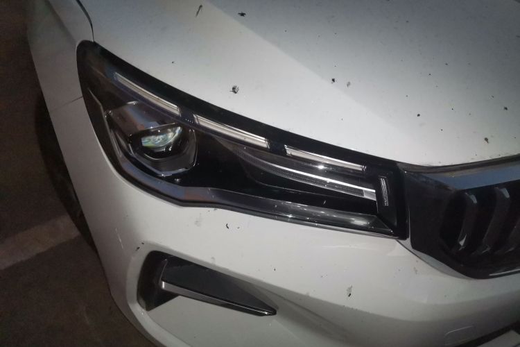 吉利汽车 帝豪 2025款 第4代 1.5L CVT旗舰型车身外观8