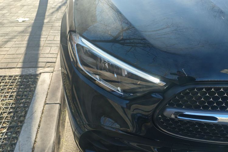 奔驰GLC 2024款 改款 GLC 300 L 4MATIC 动感型 5座车身外观8