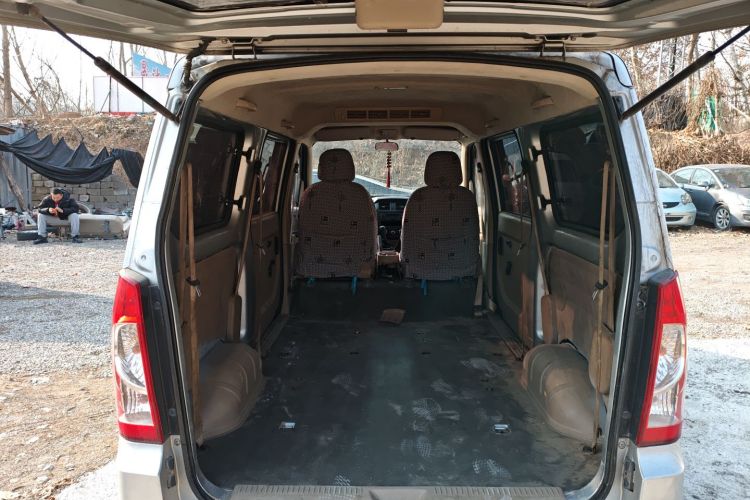 五菱汽车 五菱荣光 2014款 1.2L S 标准型机舱底盘23