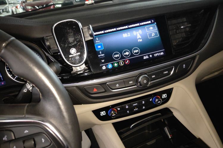 别克 君威 2020款 552T 精英型中控内饰16