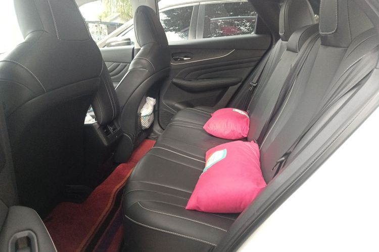 启辰大V 2022款 260T 定制版·爱豆中控内饰7004