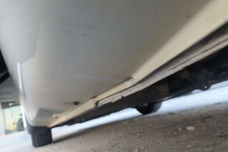 吉利汽车 帝豪 2020款 1.5L CVT豪华型机舱底盘30