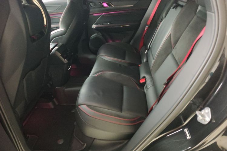 领克05 2020款 2.0TD 四驱时间限量版中控内饰7004