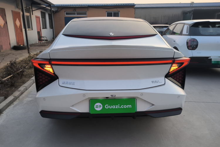 灵悉L 2024款 头号玩家版车身外观6