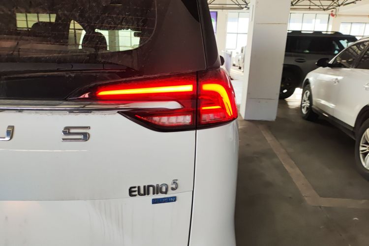 上汽大通MAXUS EUNIQ 5 2020款 1.3T PLUG IN 精英版车身外观6006