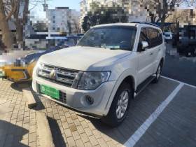 三菱 帕杰罗(进口) 2012款 3.0L 精英版