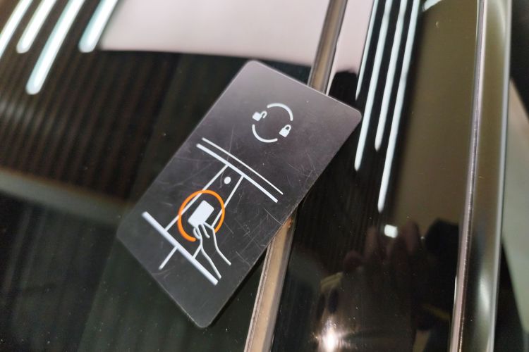 特斯拉 Model 3 2022款 后轮驱动版中控内饰7001