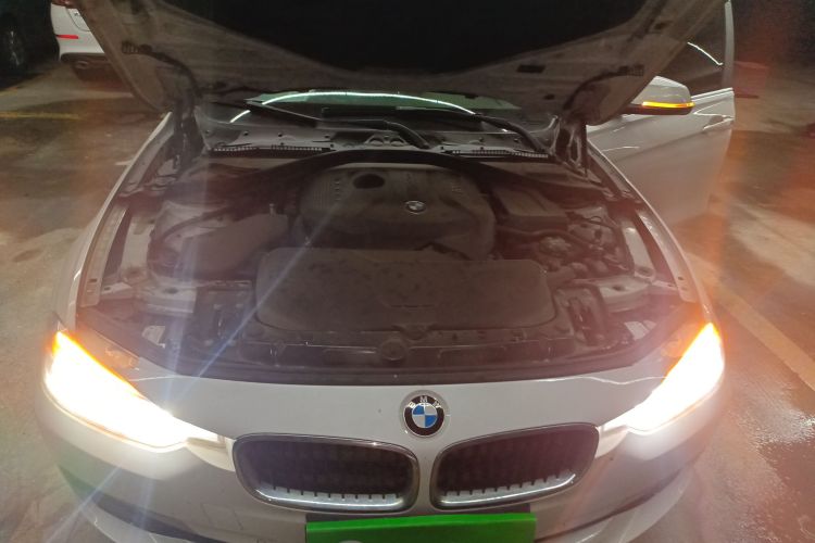 宝马3系 2017款 320Li 时尚型机舱底盘24