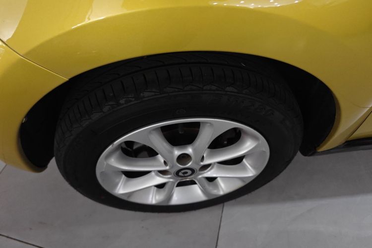 smart forfour 2016款 1.0L 52千瓦灵动版车身外观6007