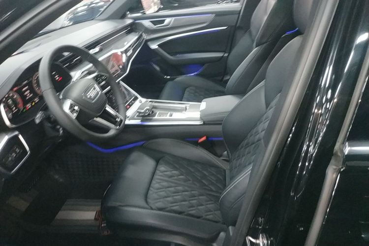 奥迪A6L 2025款 改款 45 TFSI 臻选动感型中控内饰19