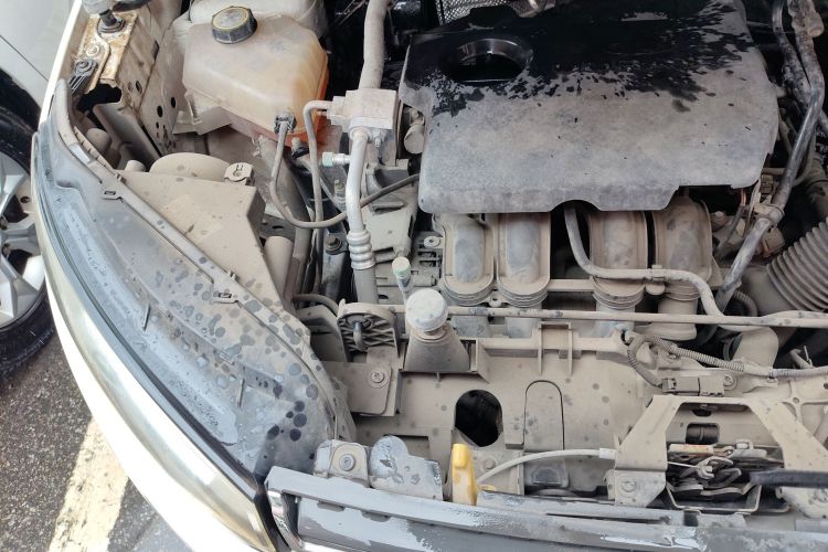 福特 翼搏 2013款 1.5L 自动尊贵型局部细节9006