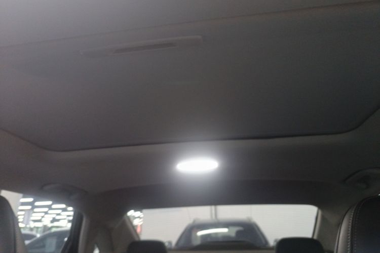 吉利汽车 帝豪 2023款 第4代冠军版 1.5L CVT尊贵型中控内饰22