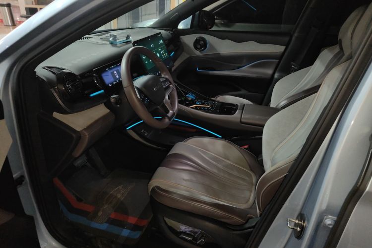 比亚迪 护卫舰07 2023款 DM-i 100KM 豪华型中控内饰19